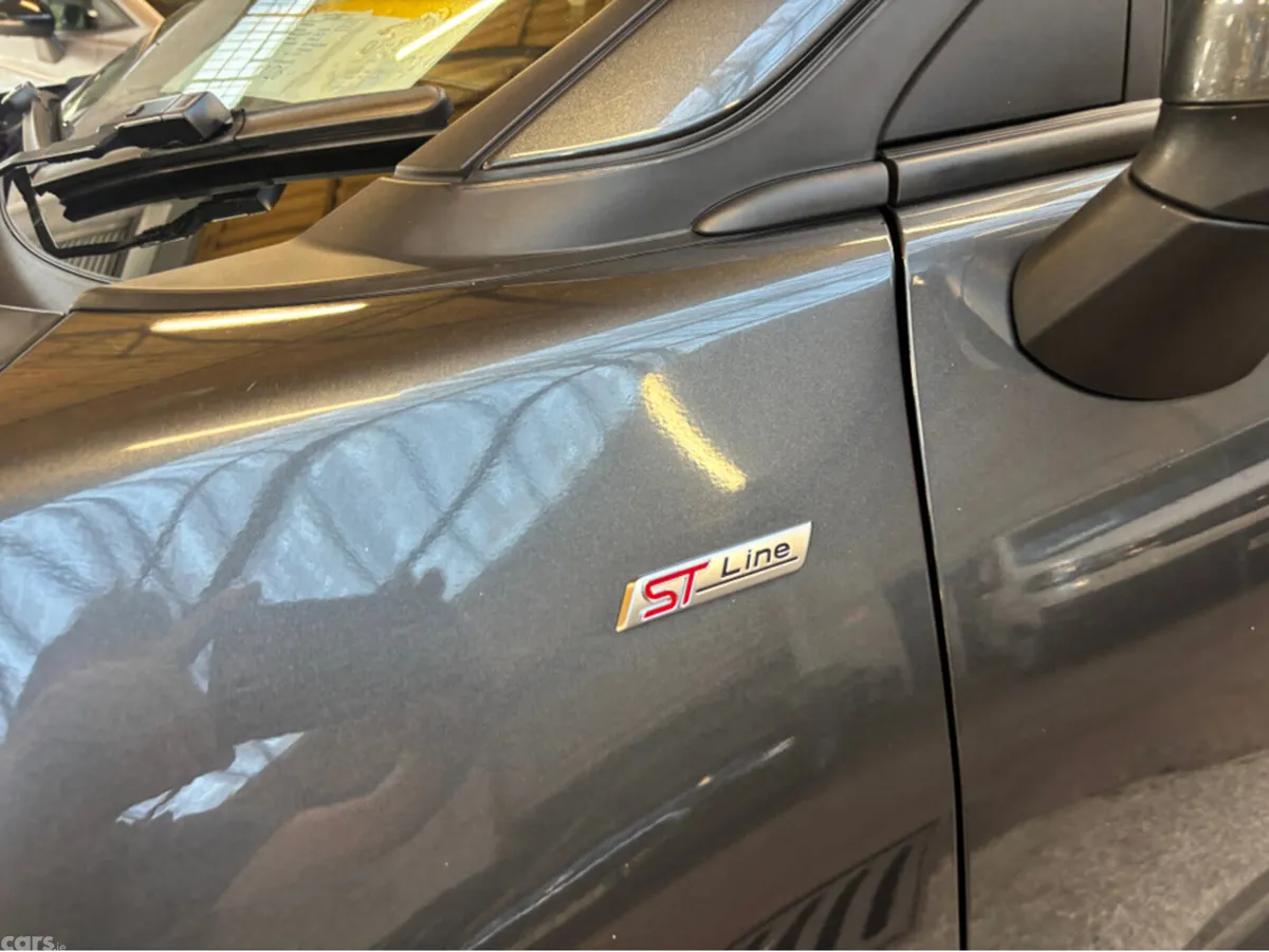 Ford Puma MPV, Petrol Hybrid, 2023, Grey