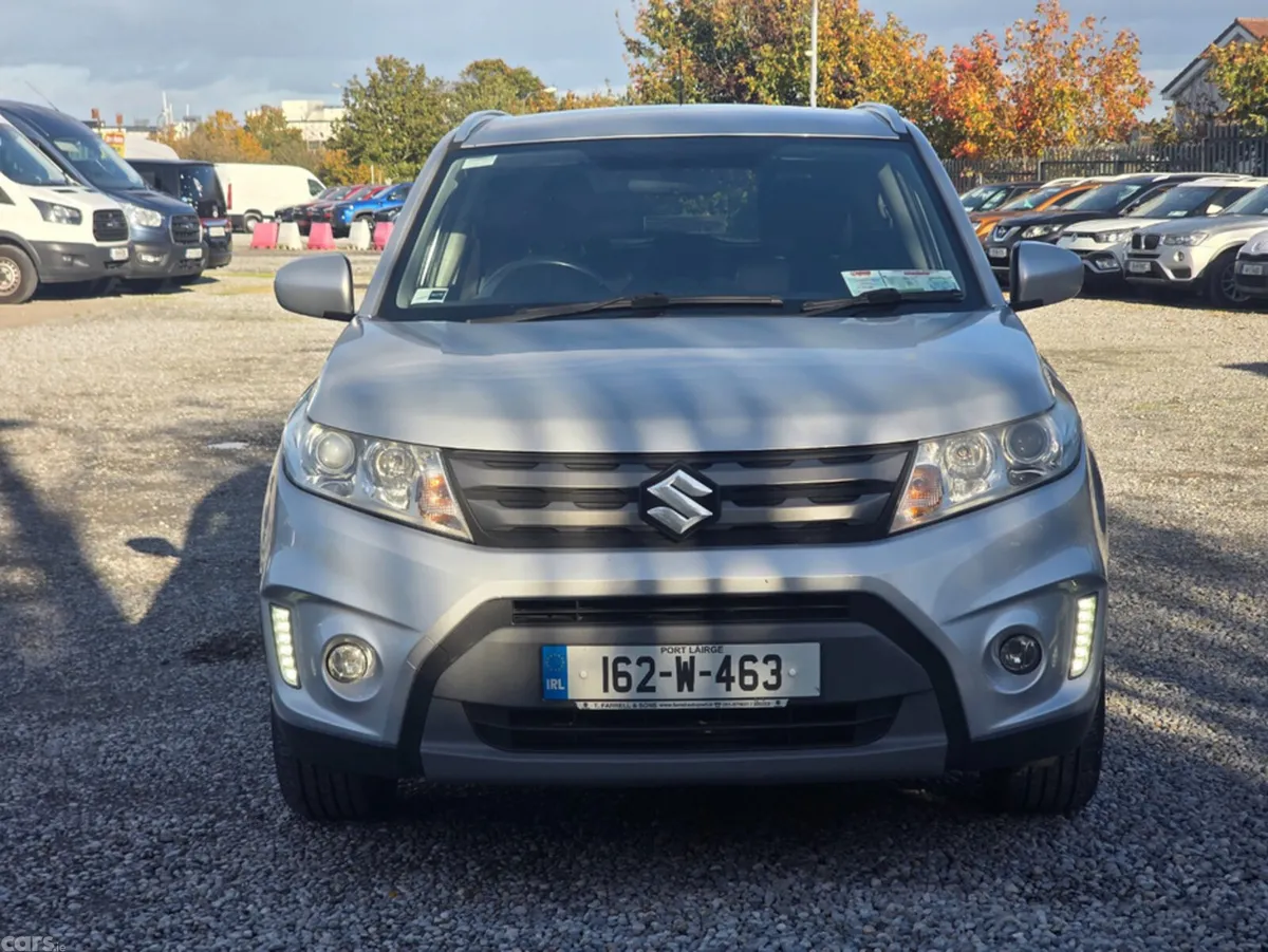 Suzuki Vitara SUV, Petrol, 2016, Silver