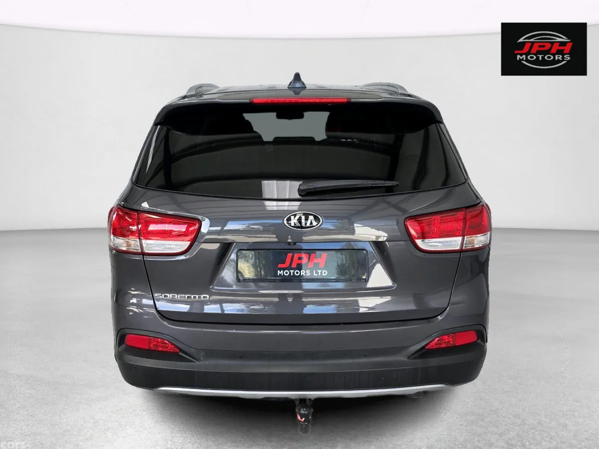 Kia Sorento SUV, Diesel, 2015, Grey