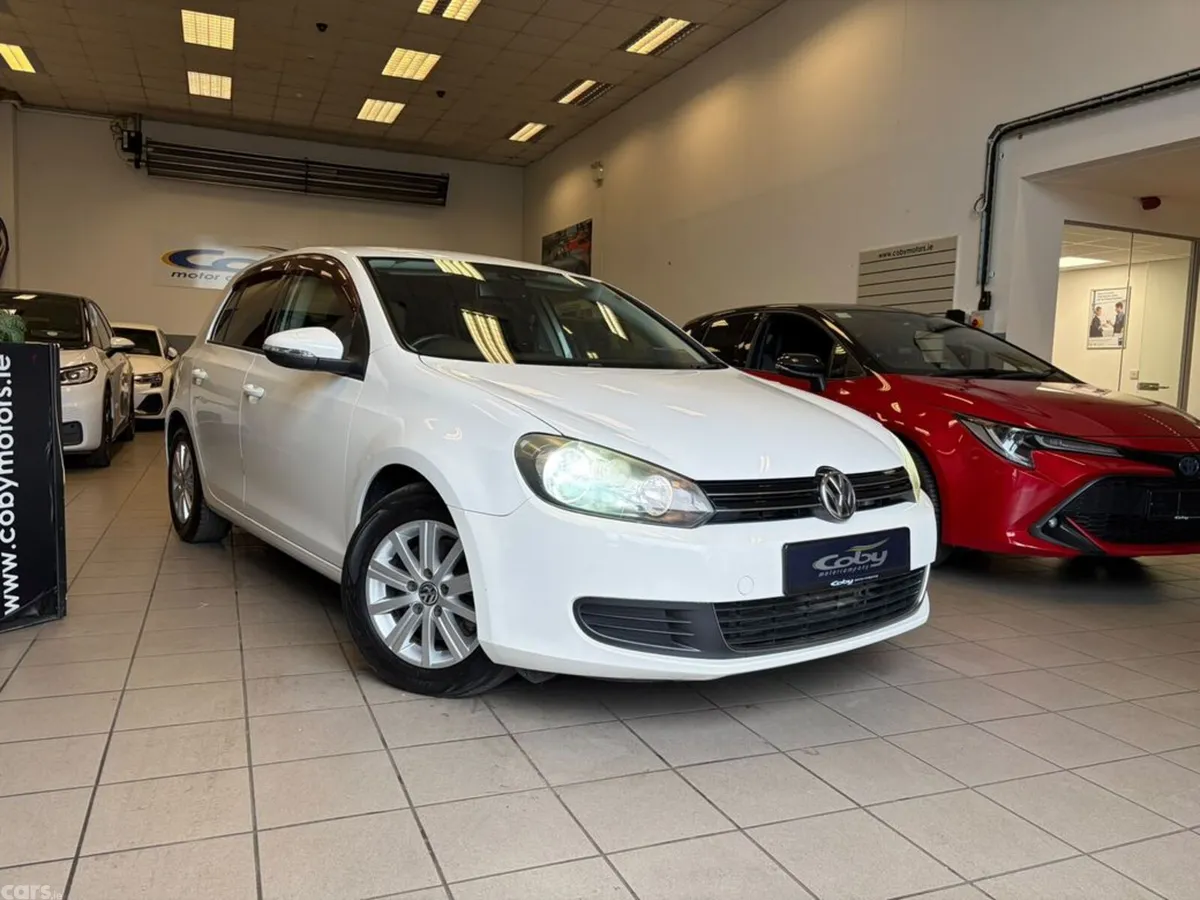 Volkswagen Golf Hatchback, Petrol, 2012, White