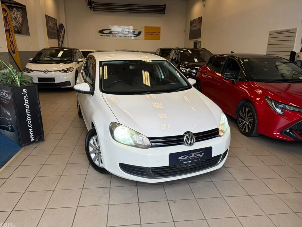 Volkswagen Golf Hatchback, Petrol, 2012, White