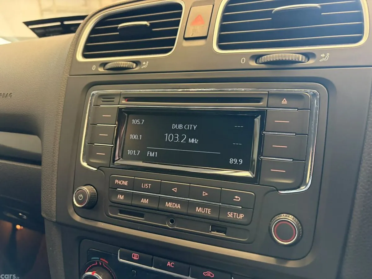 Volkswagen Golf Hatchback, Petrol, 2012, White