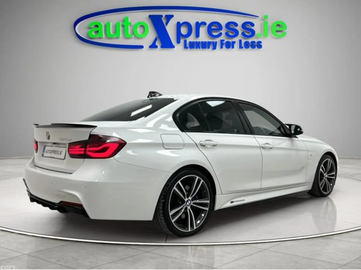 BMW 3-Series Saloon, Diesel, 2018, White