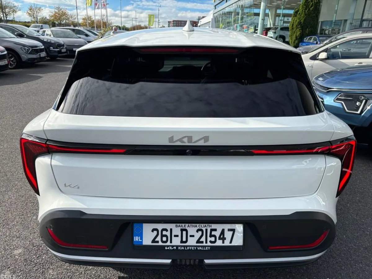 Kia K4 Hatchback, Petrol Hybrid, 2026, White