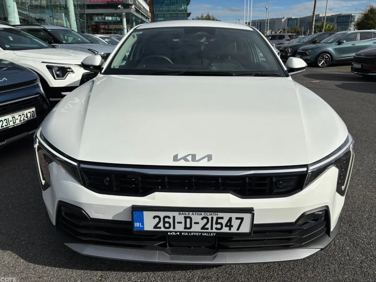 Kia K4 Hatchback, Petrol Hybrid, 2026, White
