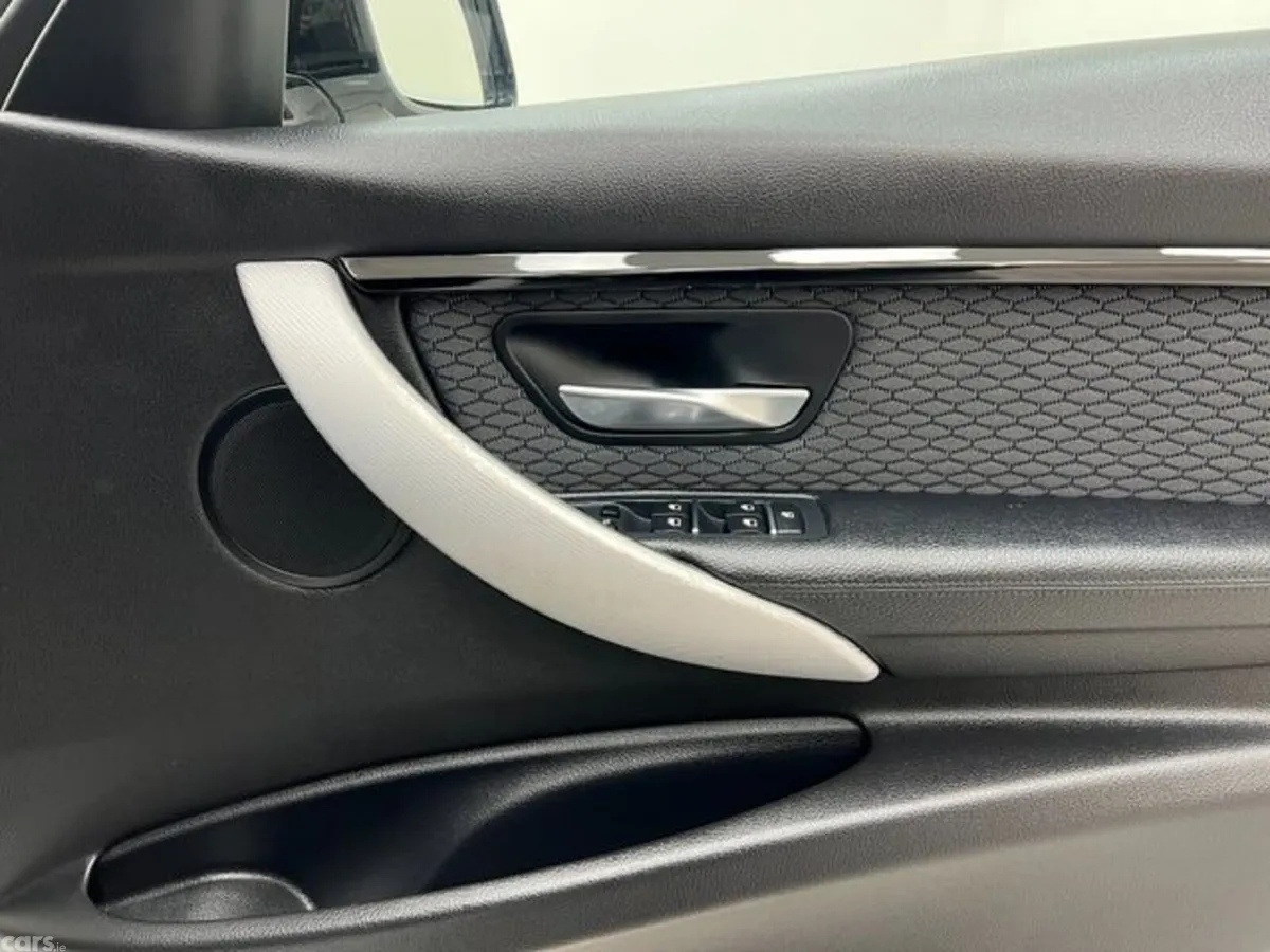BMW 3-Series Saloon, Diesel, 2018, White