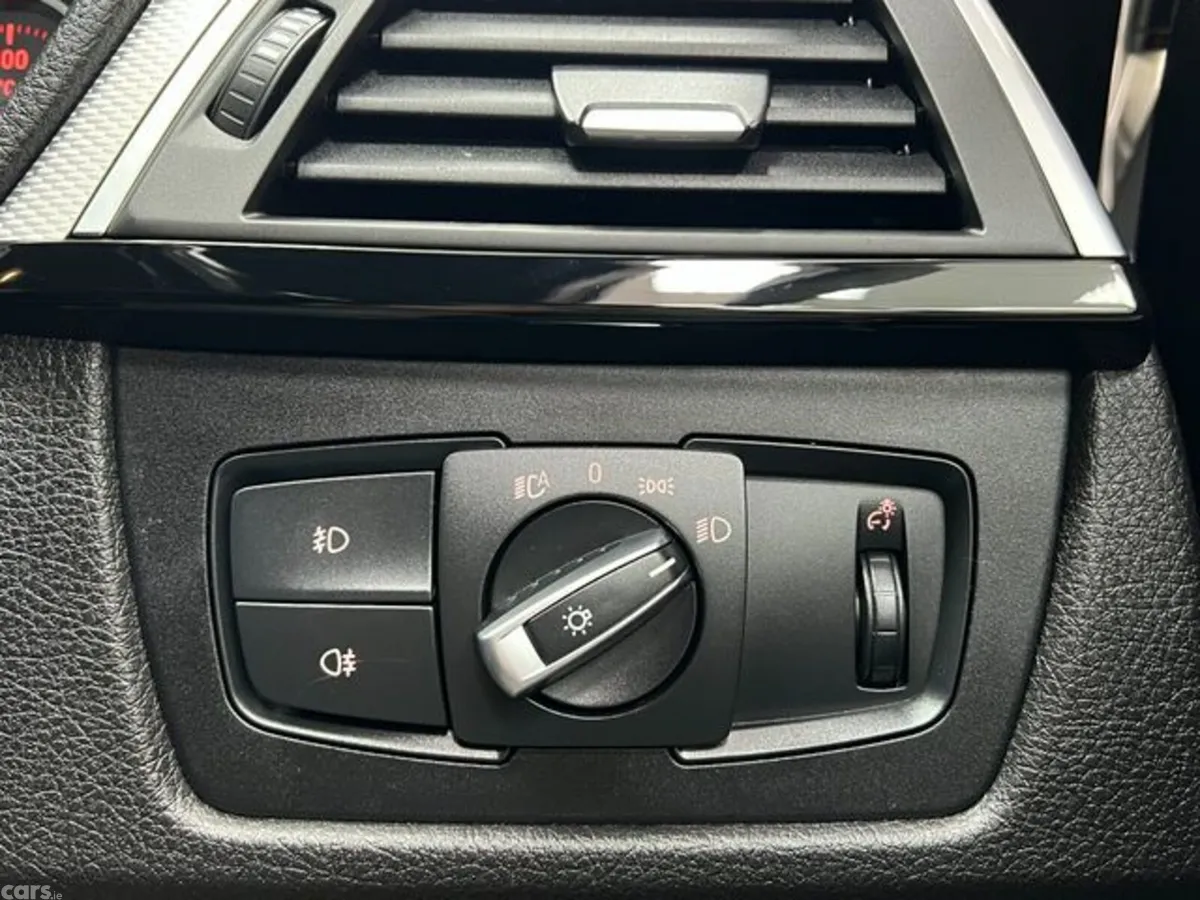 BMW 3-Series Saloon, Diesel, 2018, White