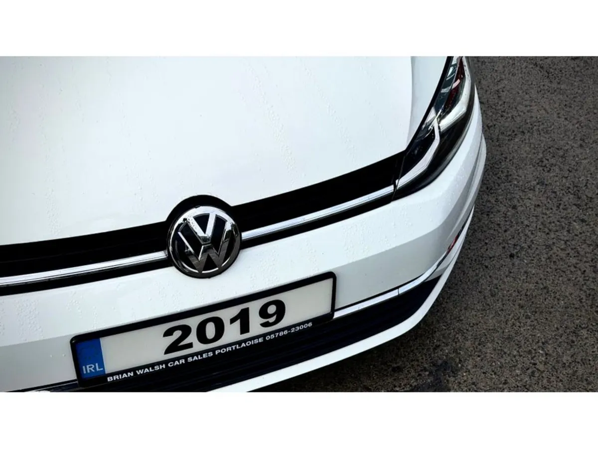 Volkswagen Golf Hatchback, Petrol, 2019, White