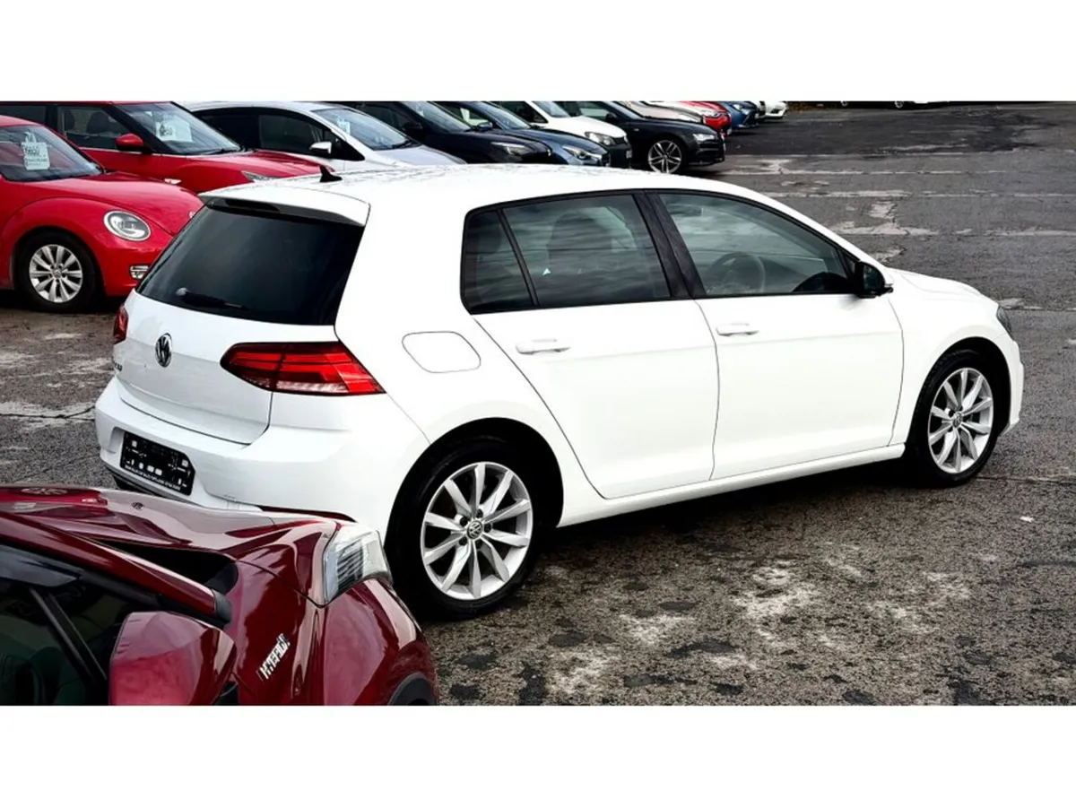 Volkswagen Golf Hatchback, Petrol, 2019, White