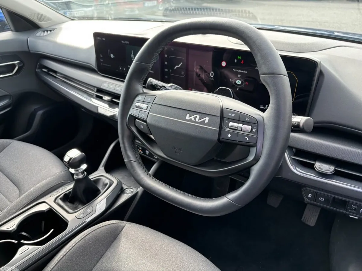 Kia K4 Hatchback, Petrol Hybrid, 2026, Blue