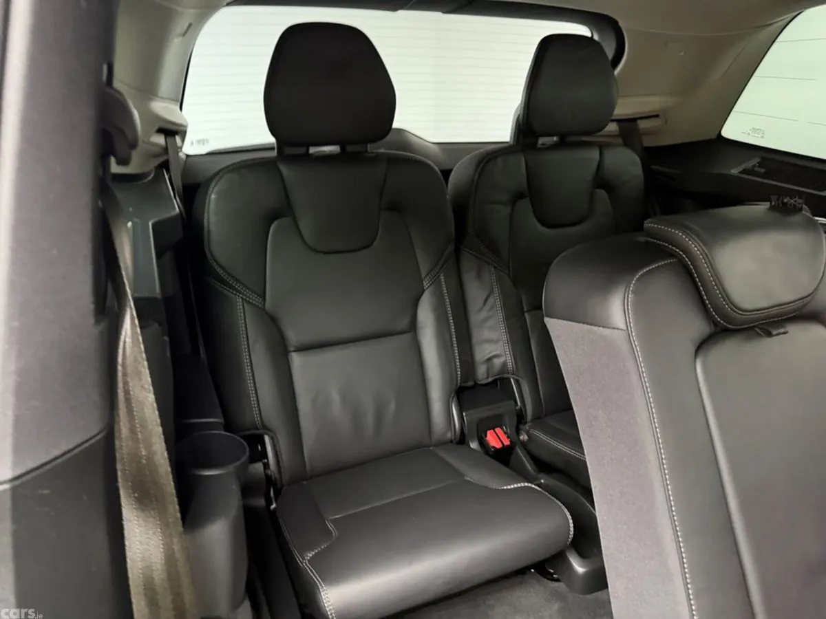 Volvo XC90 SUV, Petrol Plug-in Hybrid, 2024, Grey
