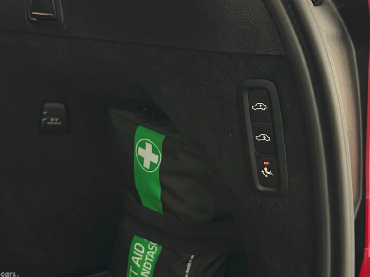 Volvo XC90 SUV, Petrol Plug-in Hybrid, 2024, Grey