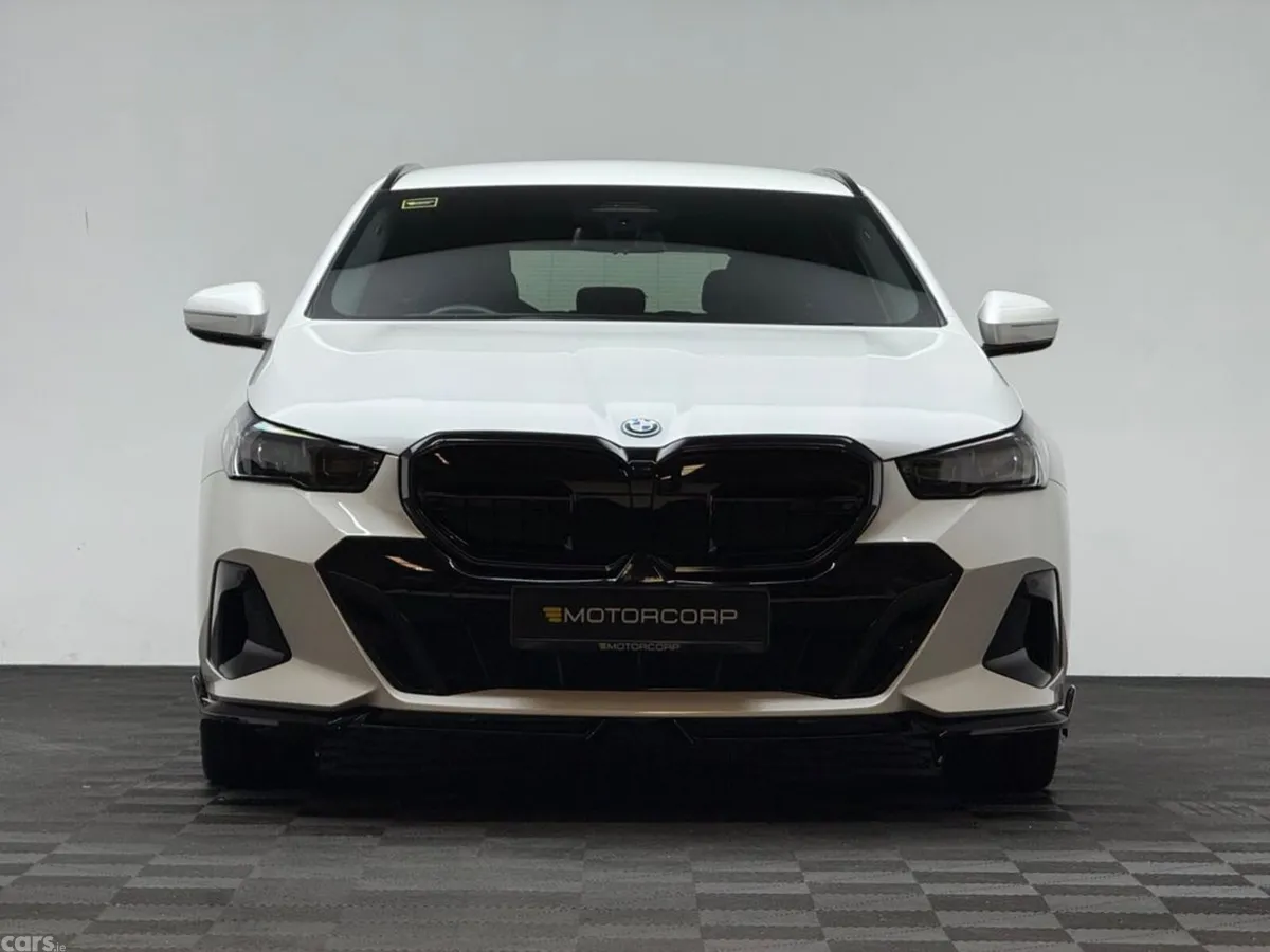 BMW 5-Series Estate, Petrol Plug-in Hybrid, 2025, White