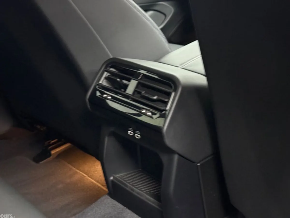 BMW 5-Series Estate, Petrol Plug-in Hybrid, 2025, White