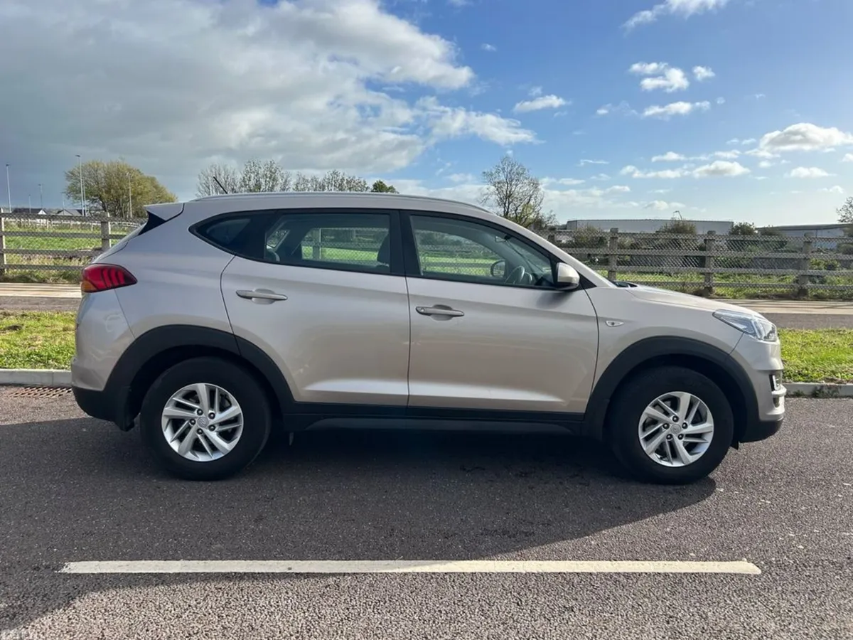 Hyundai Tucson SUV, Petrol, 2019, Silver