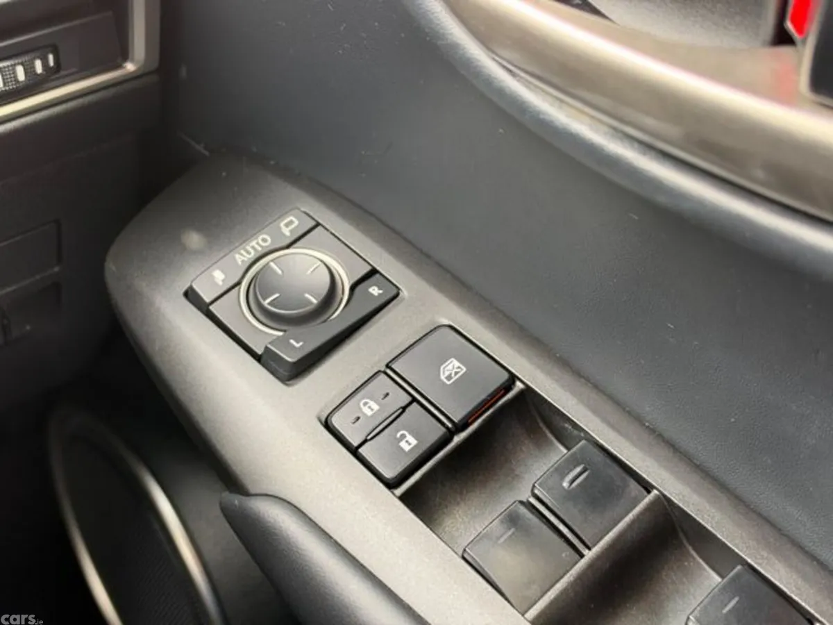 Lexus NX Estate, Petrol Hybrid, 2016, Silver