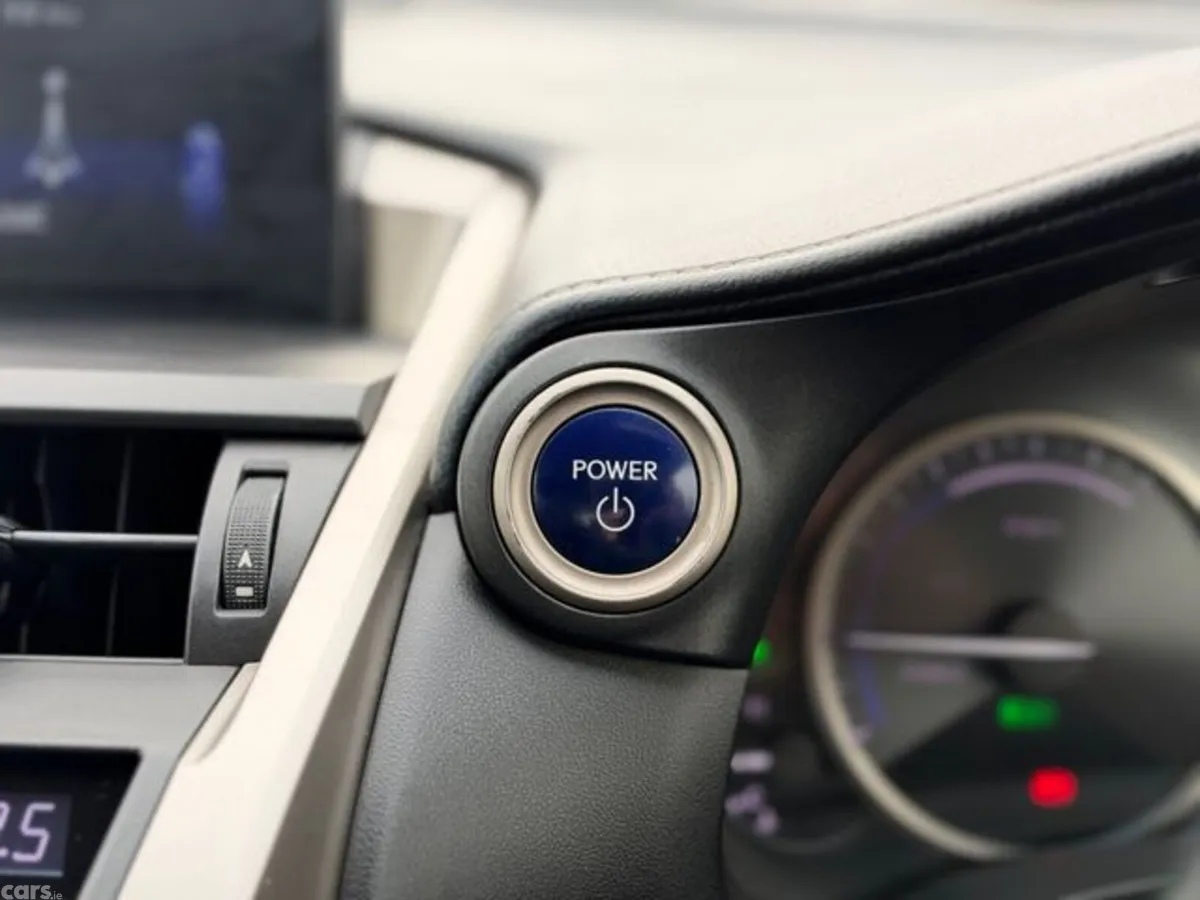 Lexus NX Estate, Petrol Hybrid, 2016, Silver