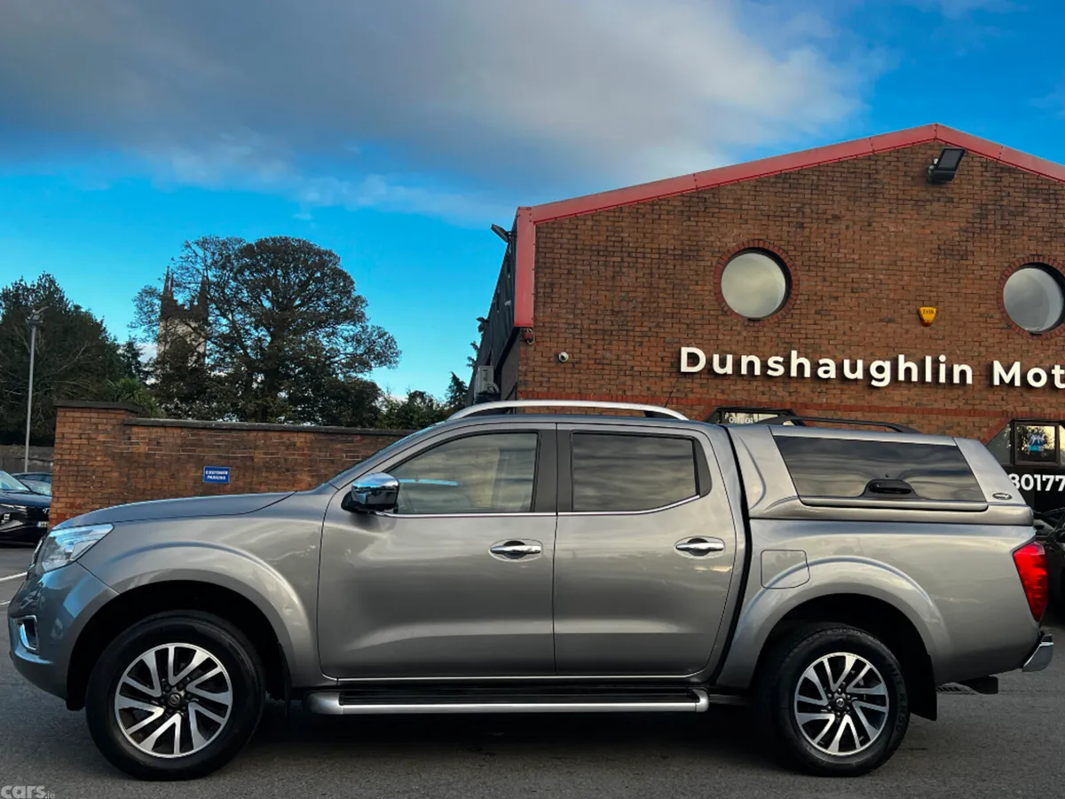 Nissan Navara Pick Up, Diesel, 2016, Grey