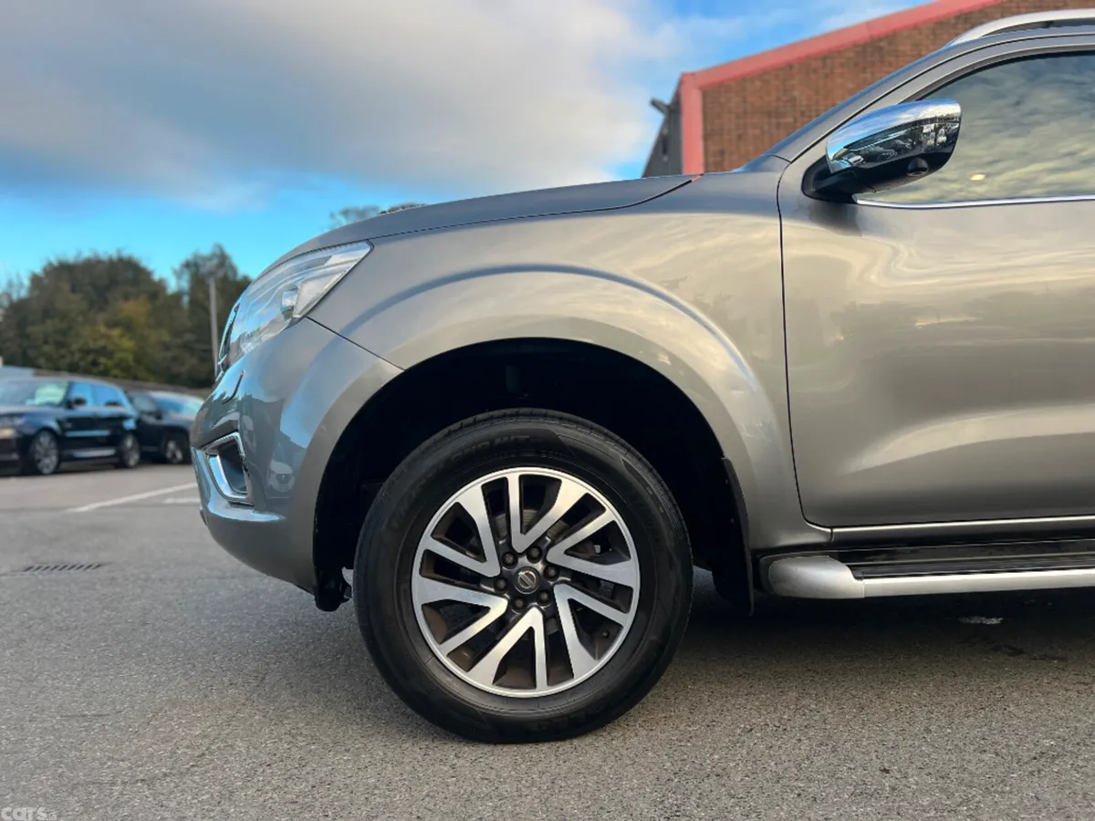 Nissan Navara Pick Up, Diesel, 2016, Grey