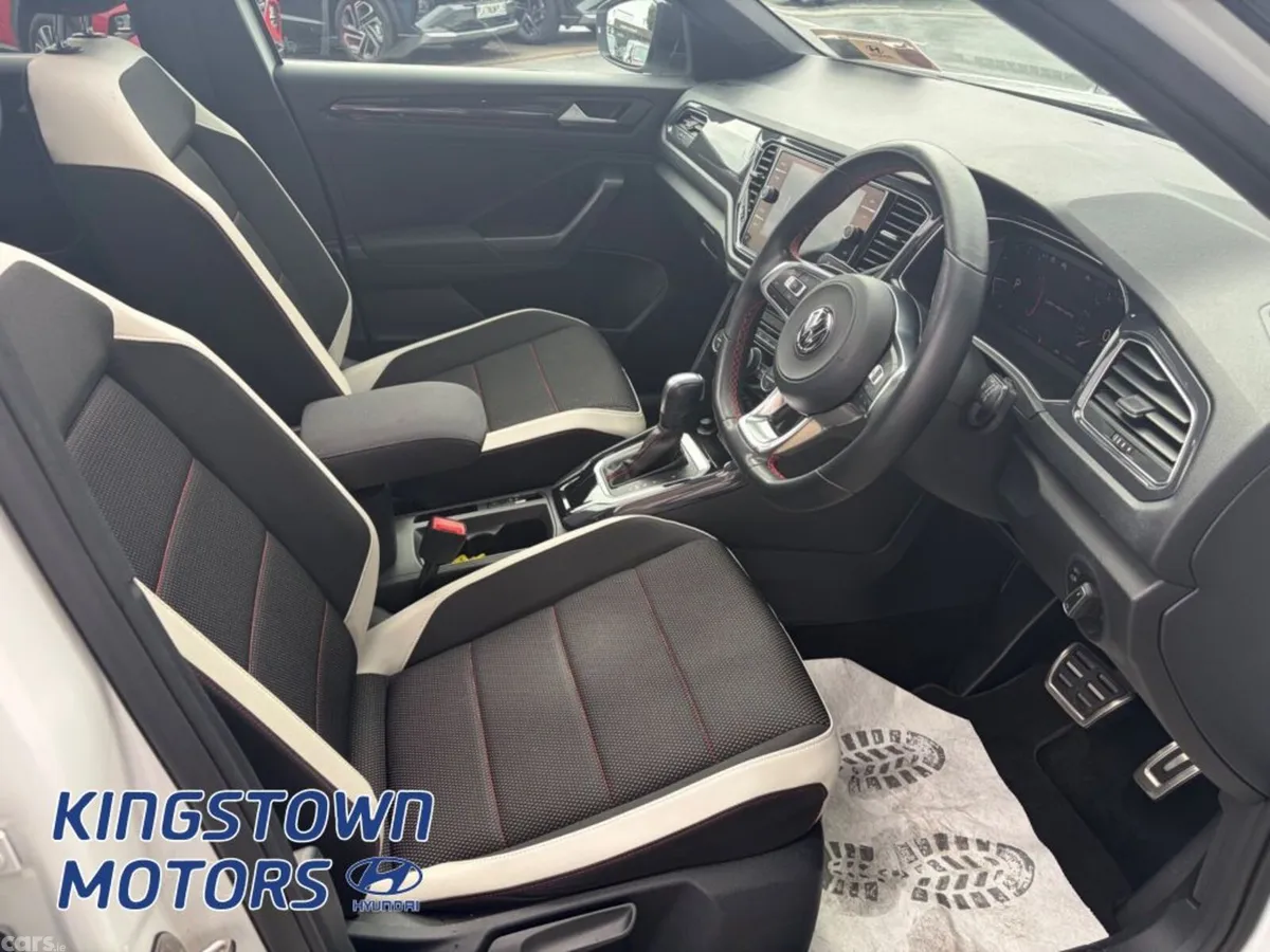 Volkswagen T-Roc Estate, Petrol, 2020, White