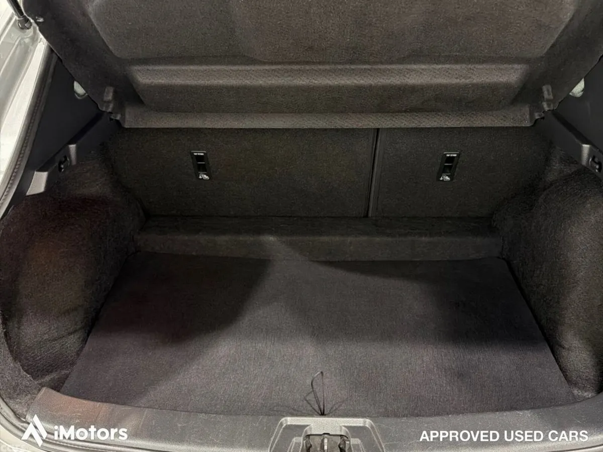 Nissan Qashqai SUV, Diesel, 2020, Grey