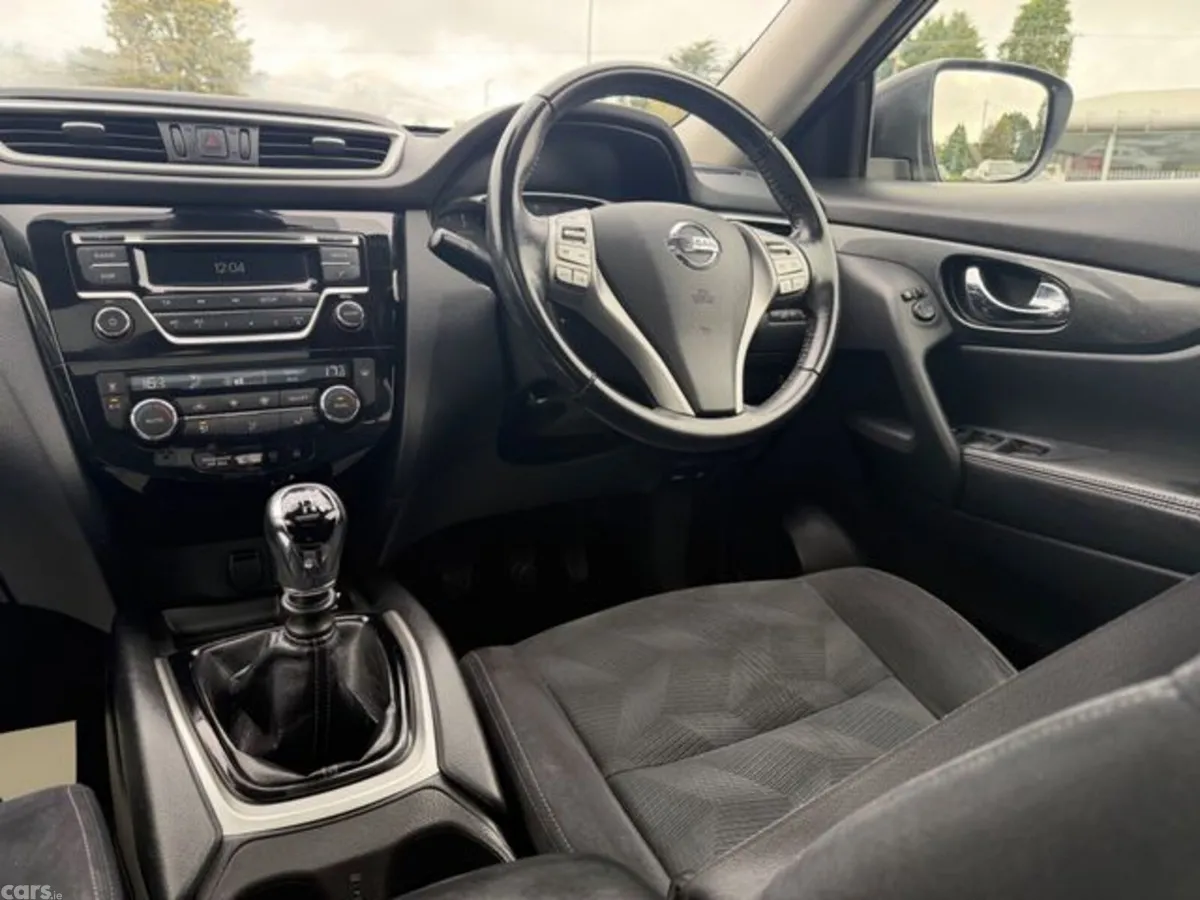Nissan X-Trail Estate, Diesel, 2017, Grey