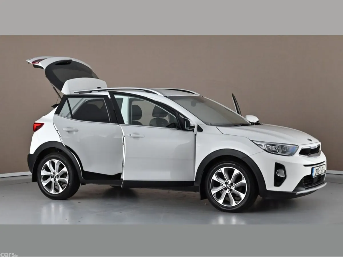 Kia Stonic Hatchback, Petrol, 2020, White