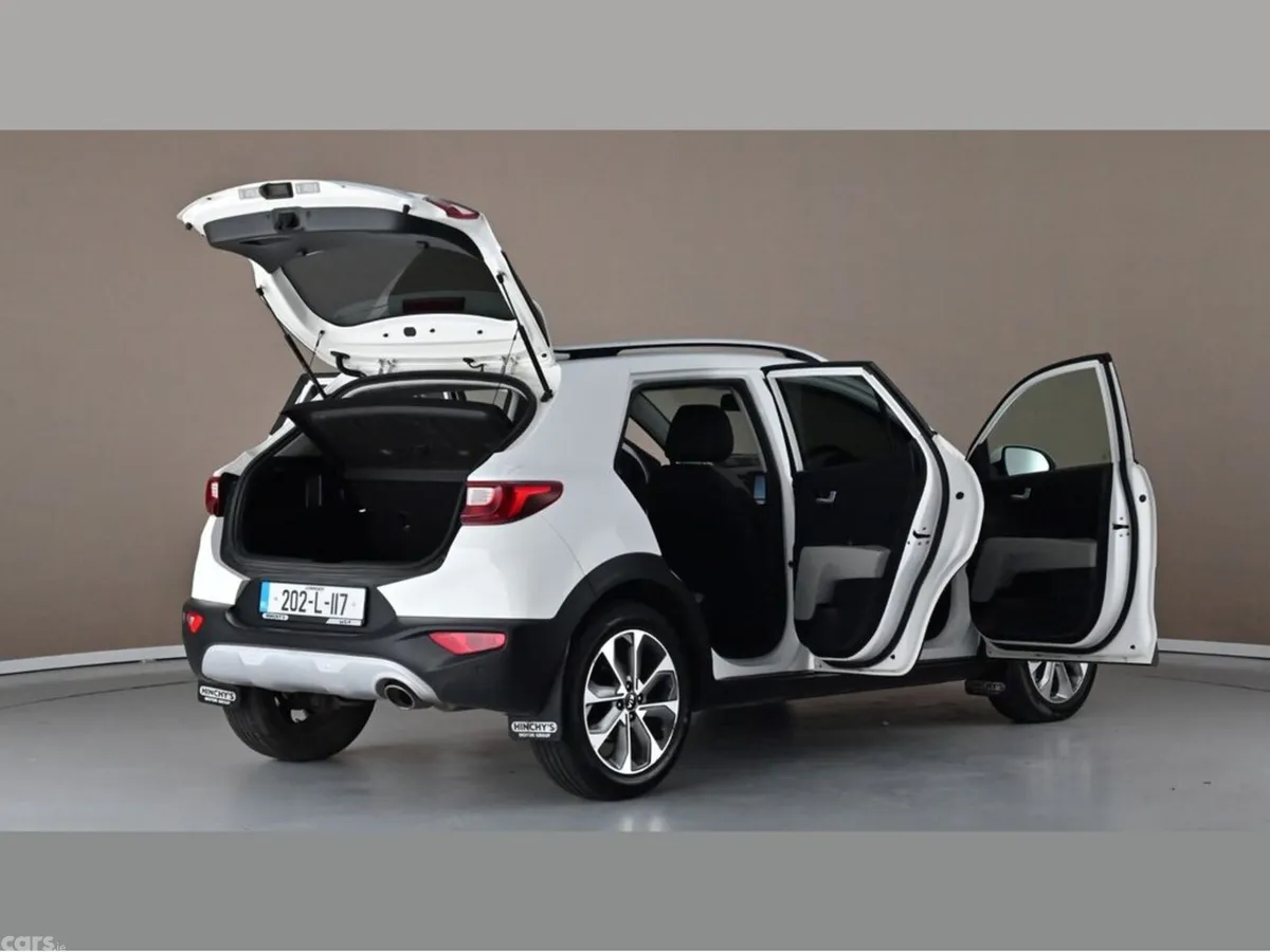 Kia Stonic Hatchback, Petrol, 2020, White