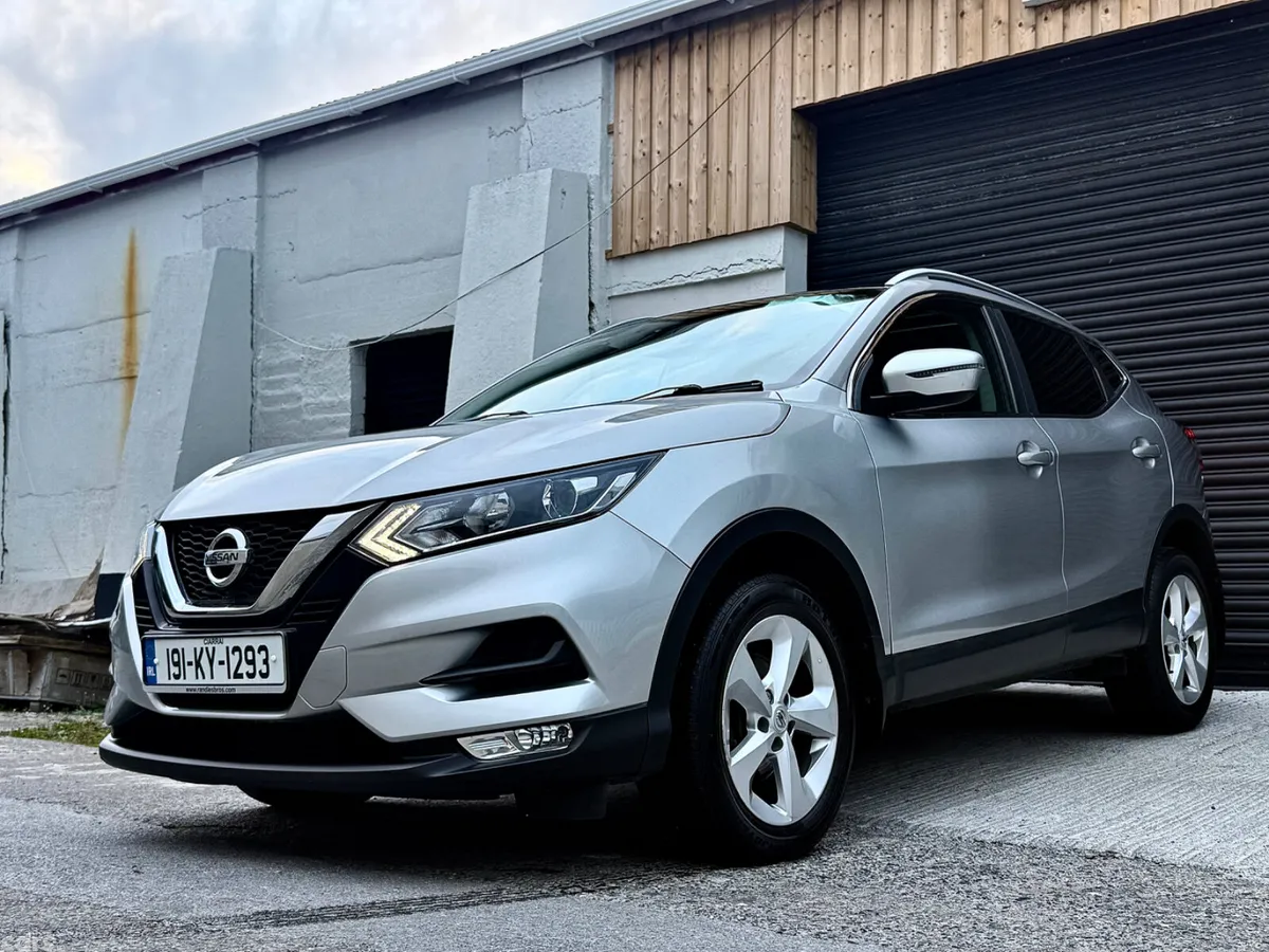 Nissan Qashqai MPV, Diesel, 2019, Grey