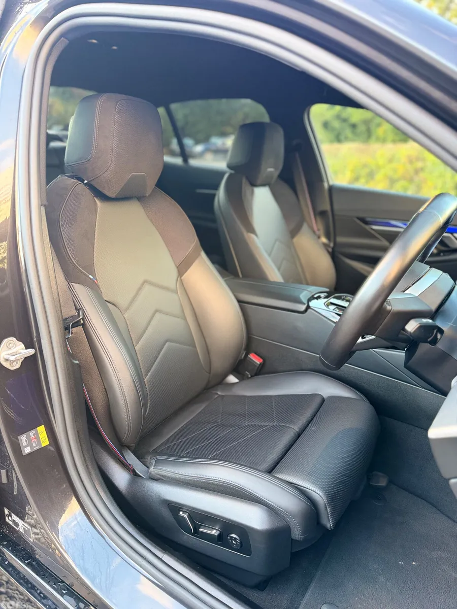BMW i5 Saloon, Electric, 2023, Grey