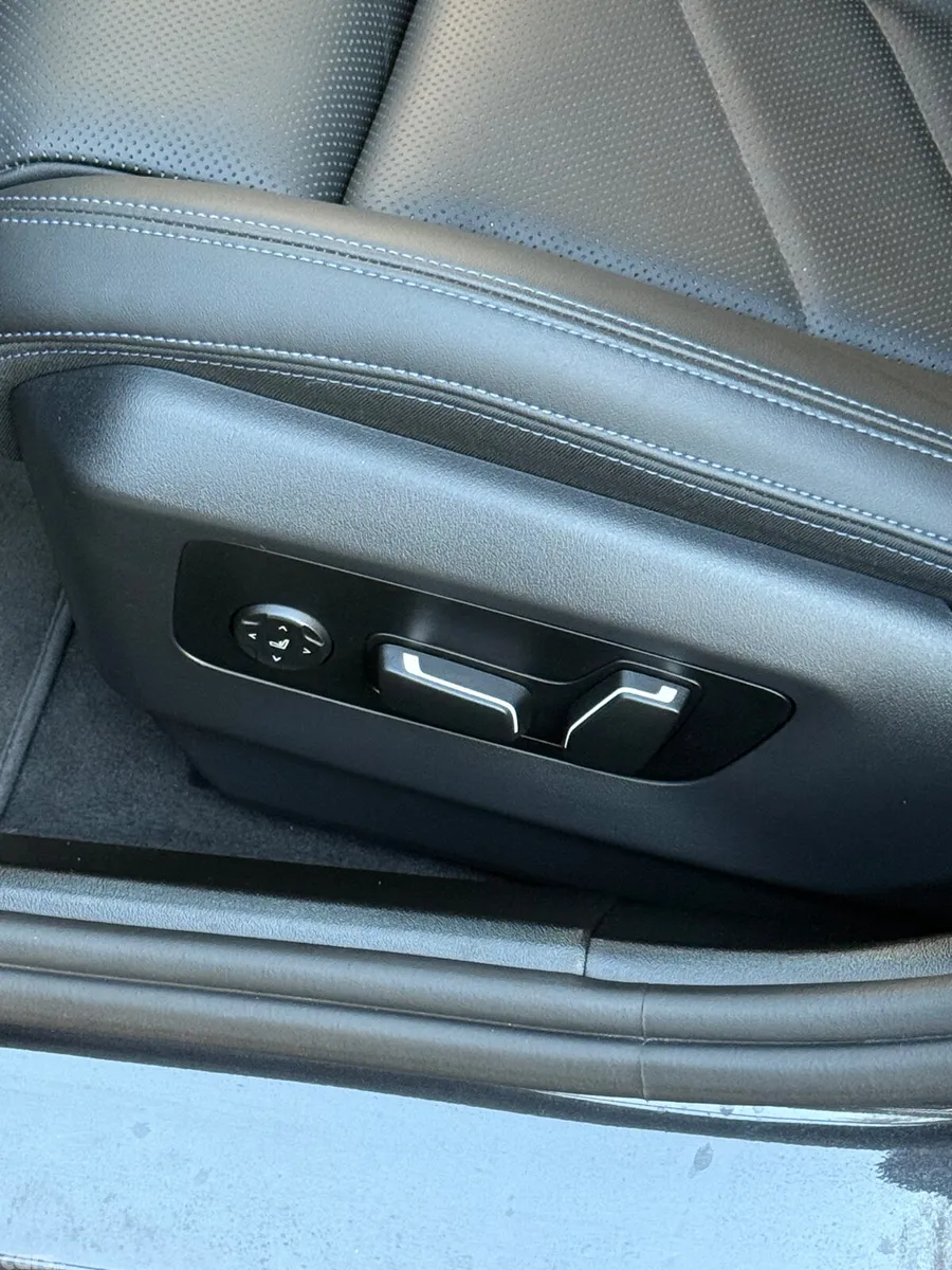 BMW i5 Saloon, Electric, 2023, Grey