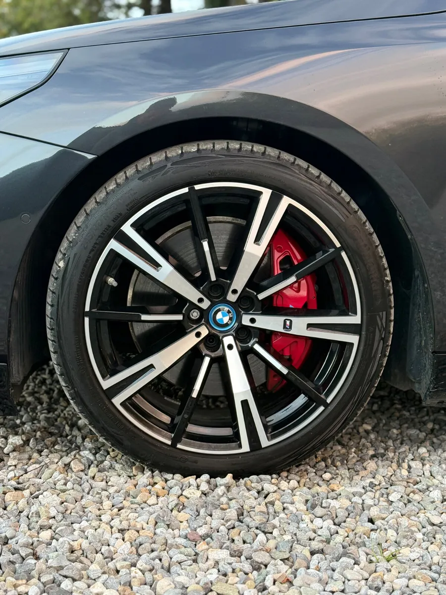 BMW i5 Saloon, Electric, 2023, Grey