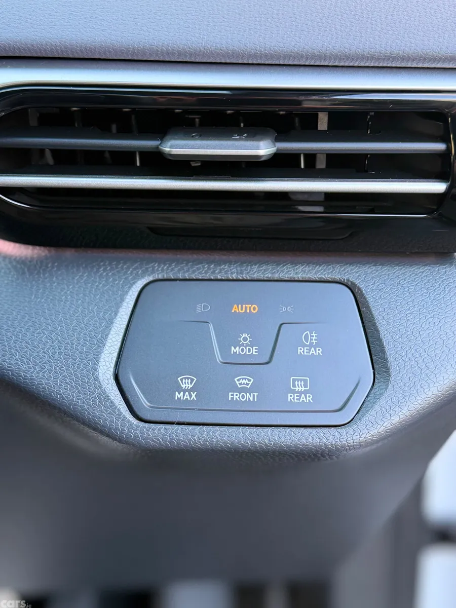 Volkswagen ID.4 Estate, Electric, 2025, White