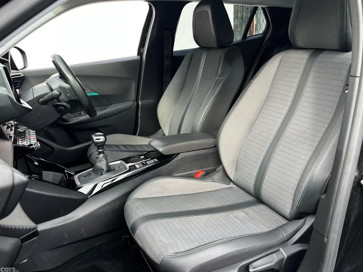 Peugeot 2008 SUV, Diesel, 2021, Black