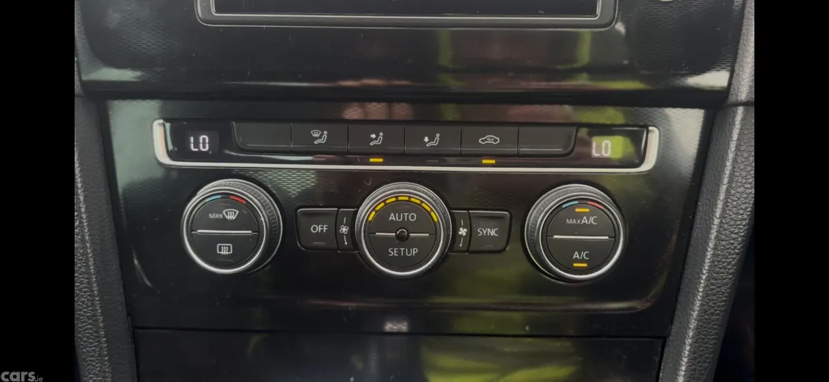 Volkswagen Golf Hatchback, Diesel, 2014, Silver