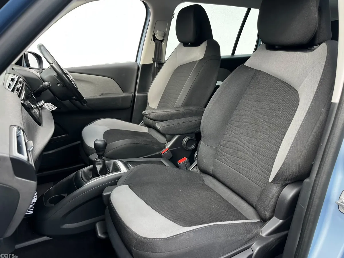 Citroen Grand C4 Picasso MPV, Diesel, 2016, Blue