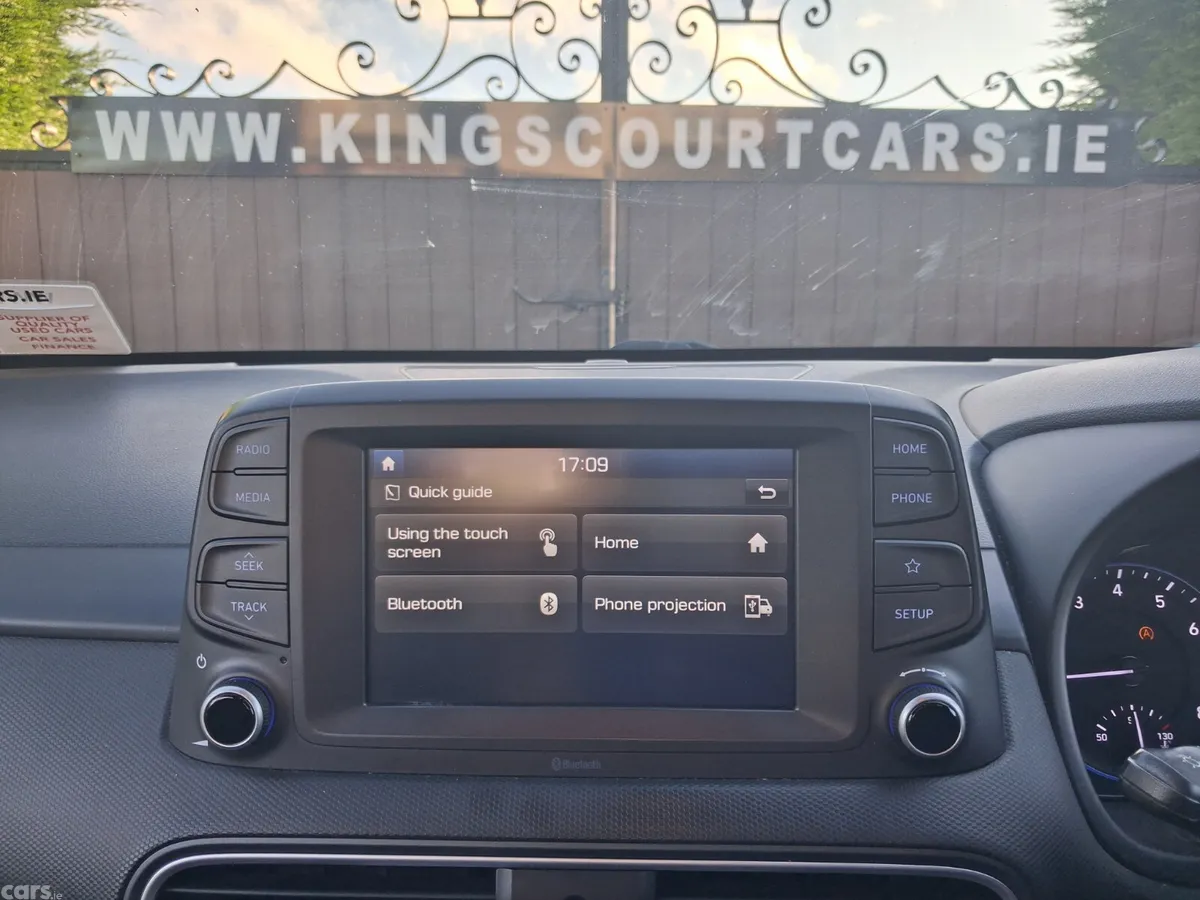 Hyundai KONA Hatchback, Petrol, 2018, Blue