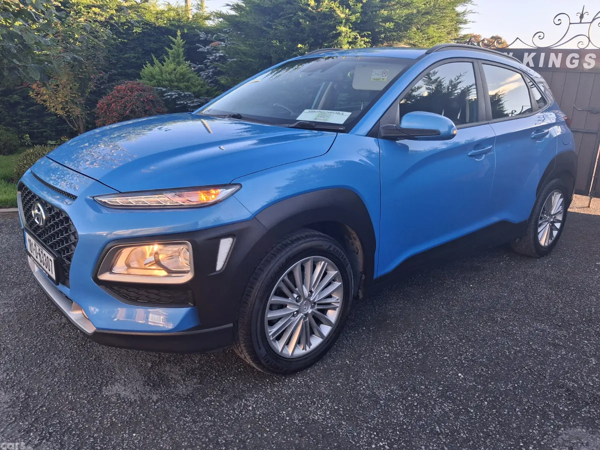 Hyundai KONA Hatchback, Petrol, 2018, Blue