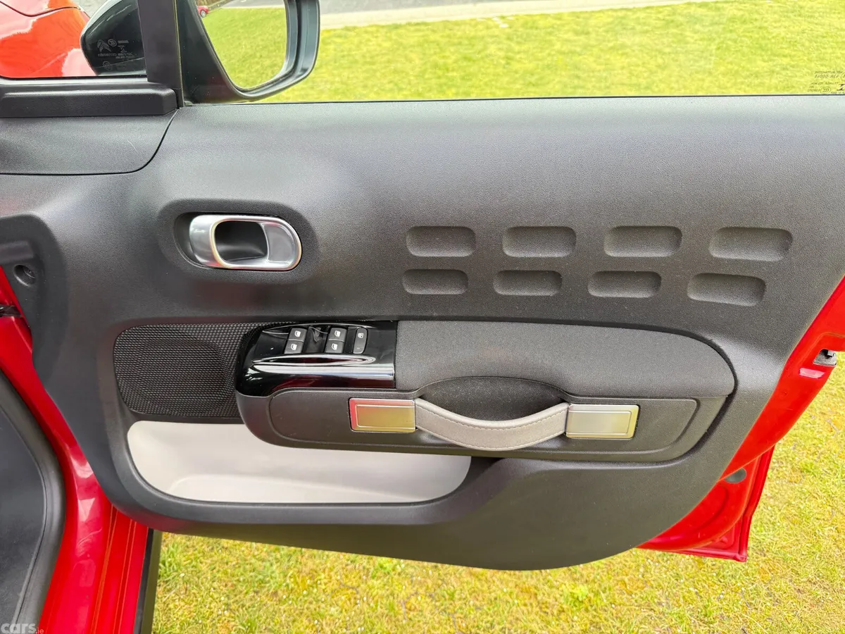 Citroen C3 Hatchback, Petrol, 2018, Red