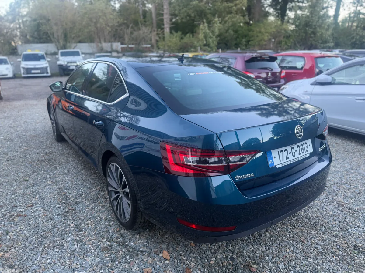 Skoda Superb Hatchback, Diesel, 2017, Blue