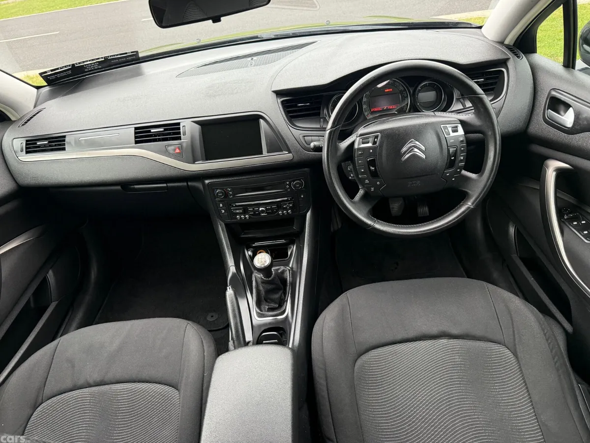 Citroen C5 Saloon, Diesel, 2016, Black