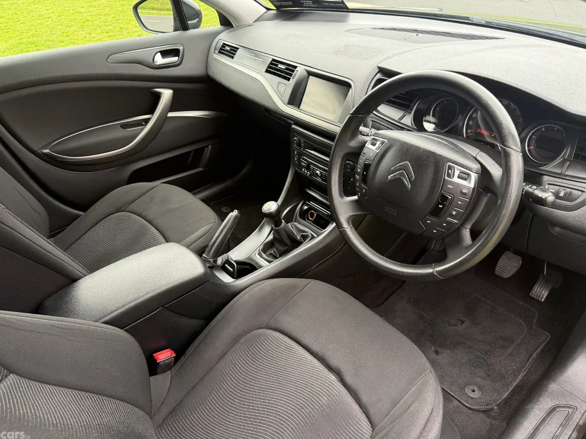 Citroen C5 Saloon, Diesel, 2016, Black