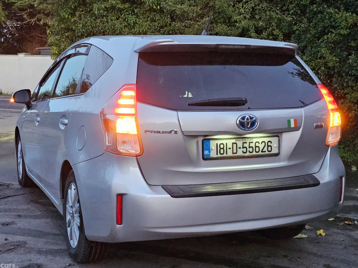 Toyota Prius Hatchback, Petrol Hybrid, 2018, Silver