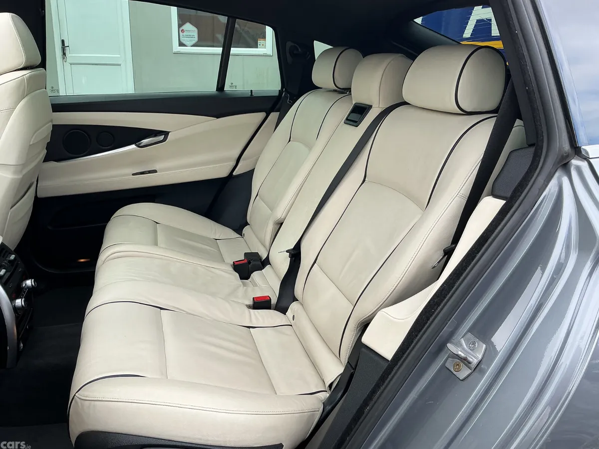 BMW 5-Series Hatchback, Diesel, 2014, Grey