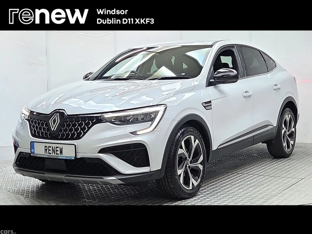 Renault Arkana Hatchback, Petrol Hybrid, 2025, White