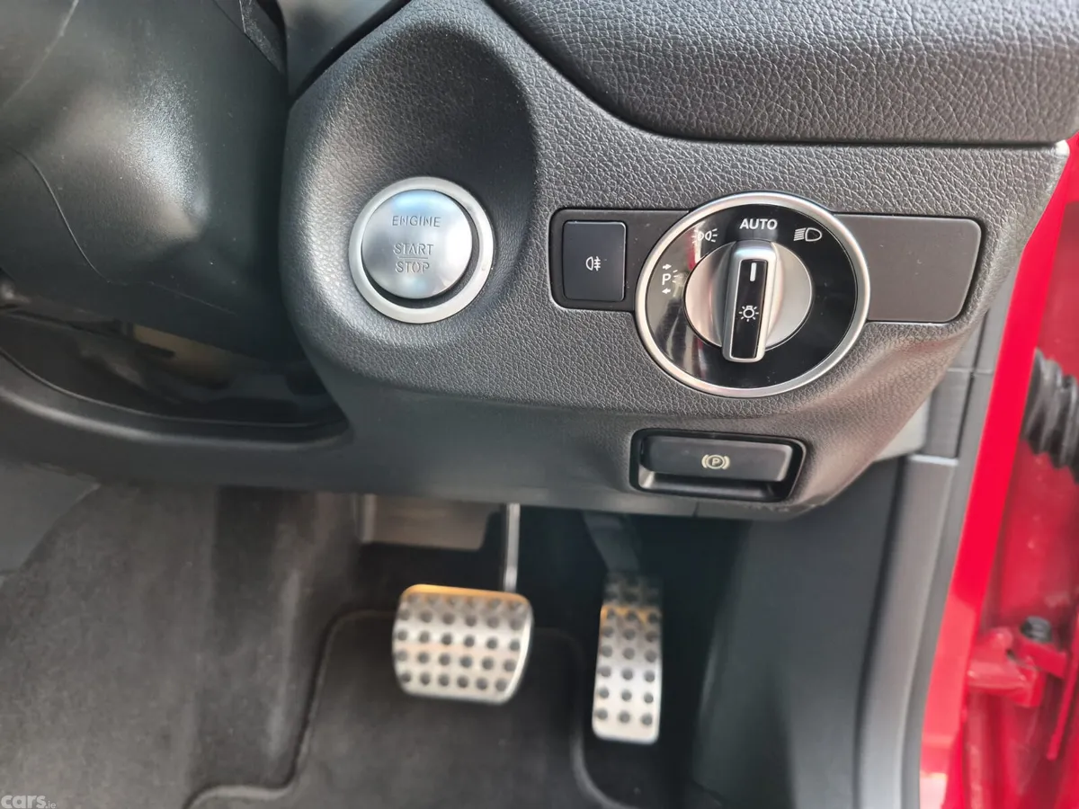 Mercedes-Benz CLA Saloon, Petrol, 2017, Red