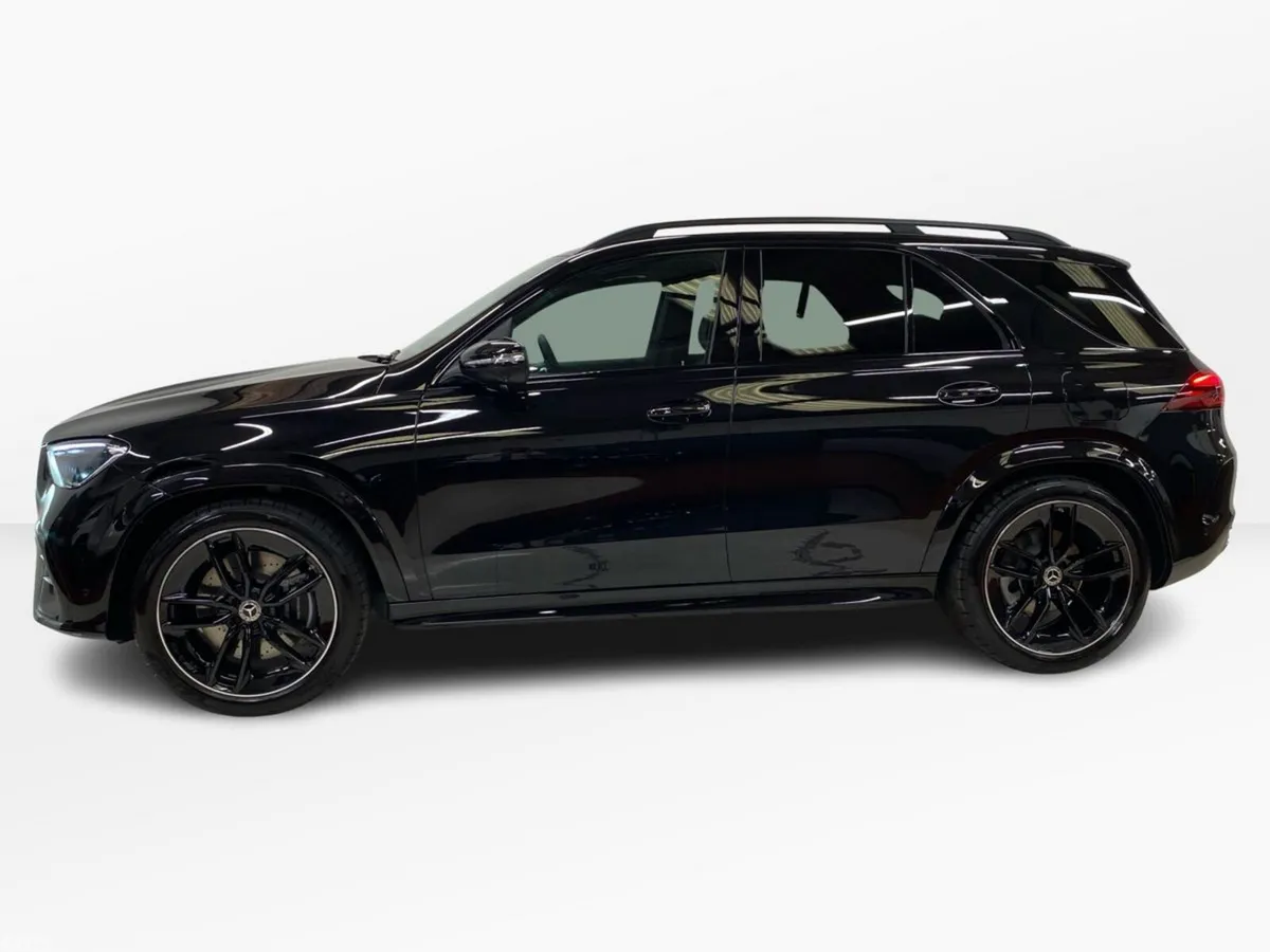 Mercedes-Benz GLE SUV, Diesel Plug-in Hybrid, 2026, Black