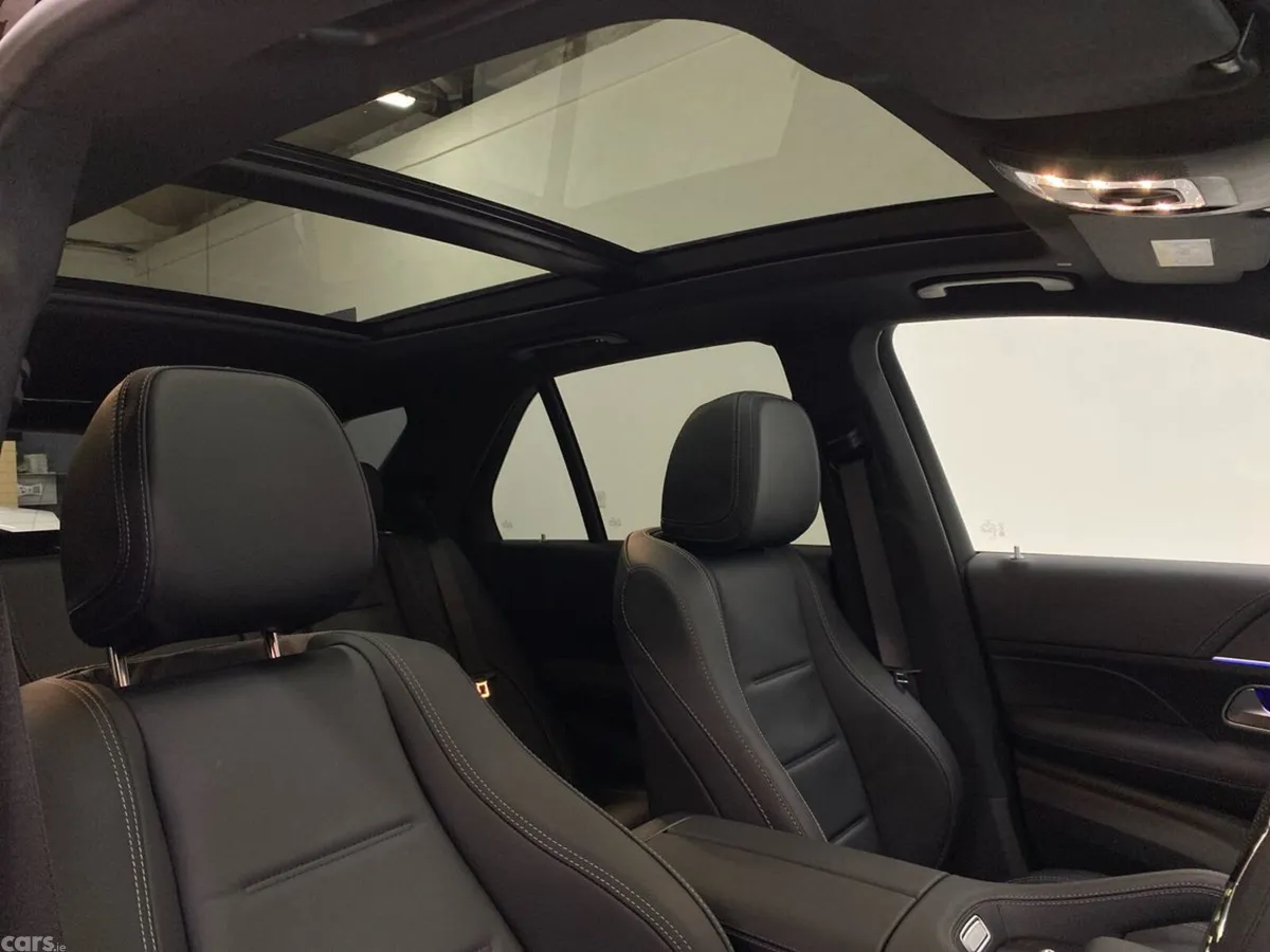 Mercedes-Benz GLE SUV, Diesel Plug-in Hybrid, 2026, Black