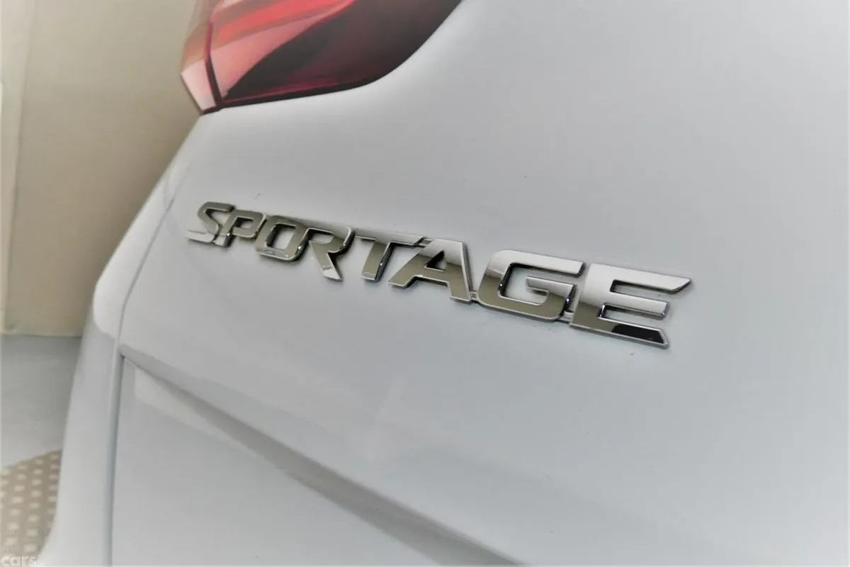 Kia Sportage SUV, Diesel, 2016, White