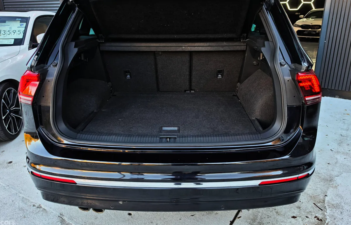 Volkswagen Tiguan SUV, Diesel, 2018, Black